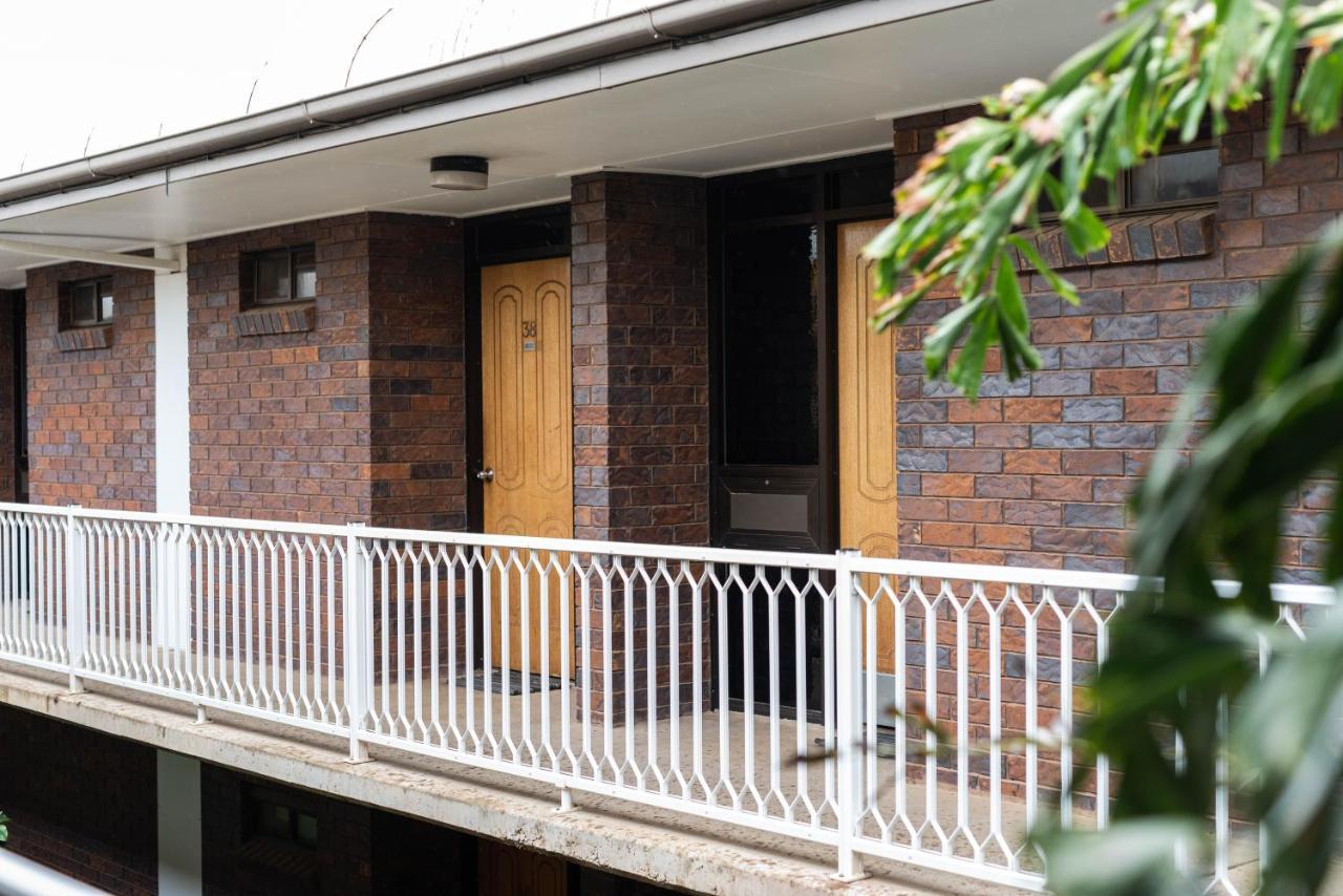 Longreach Motor Inn 외부 사진
