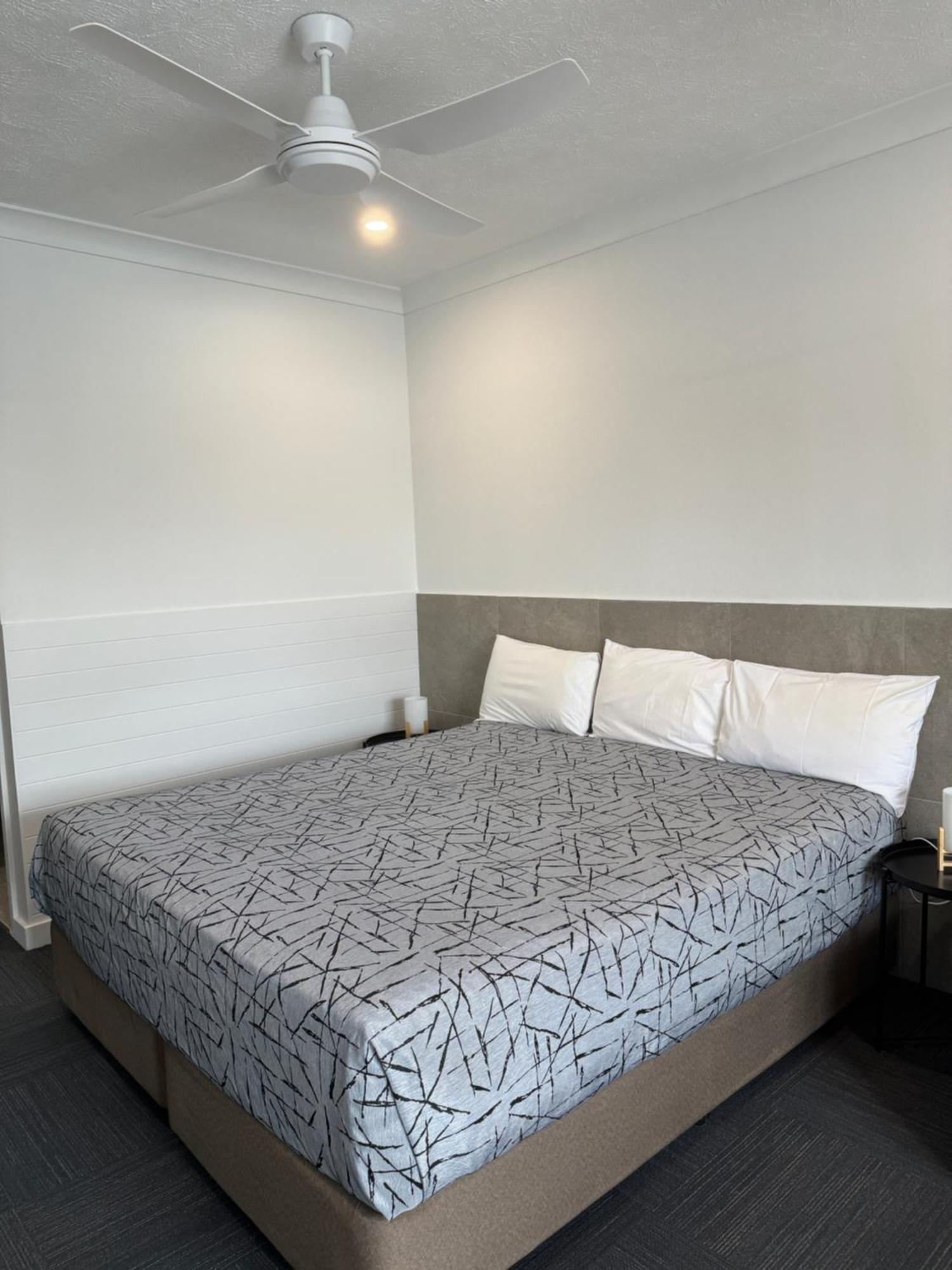 Longreach Motor Inn 외부 사진