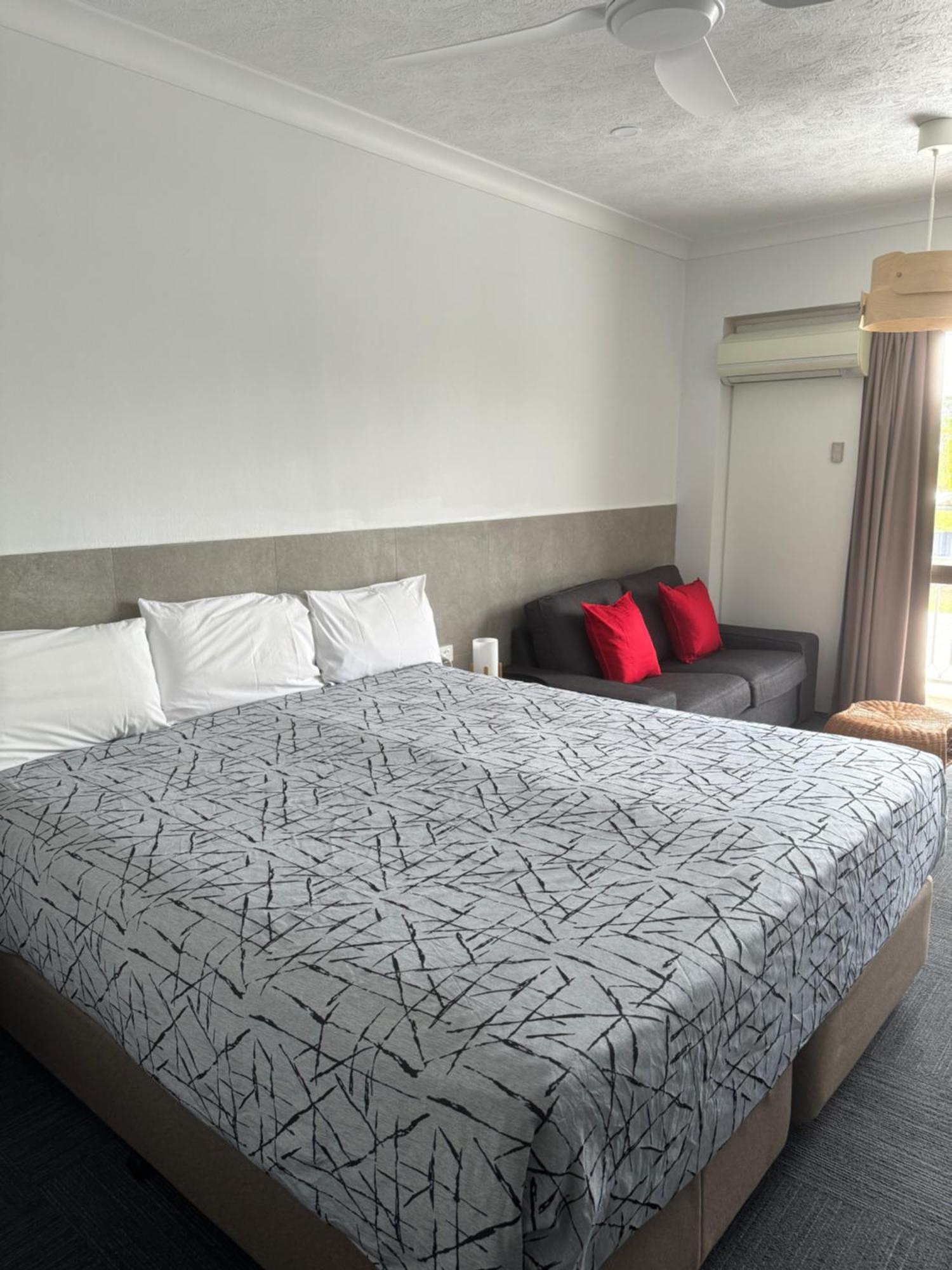 Longreach Motor Inn 외부 사진