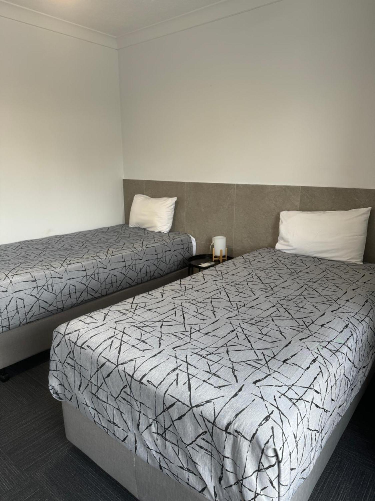 Longreach Motor Inn 외부 사진