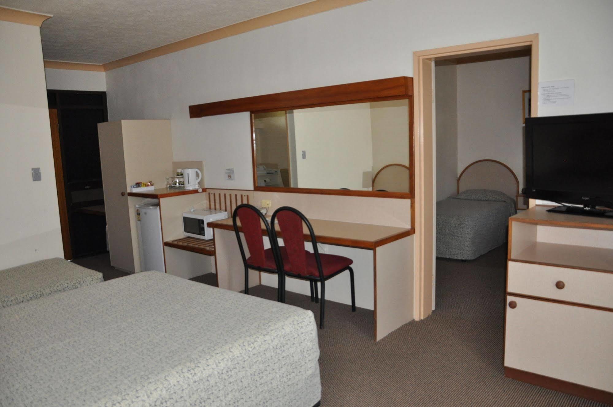 Longreach Motor Inn 외부 사진