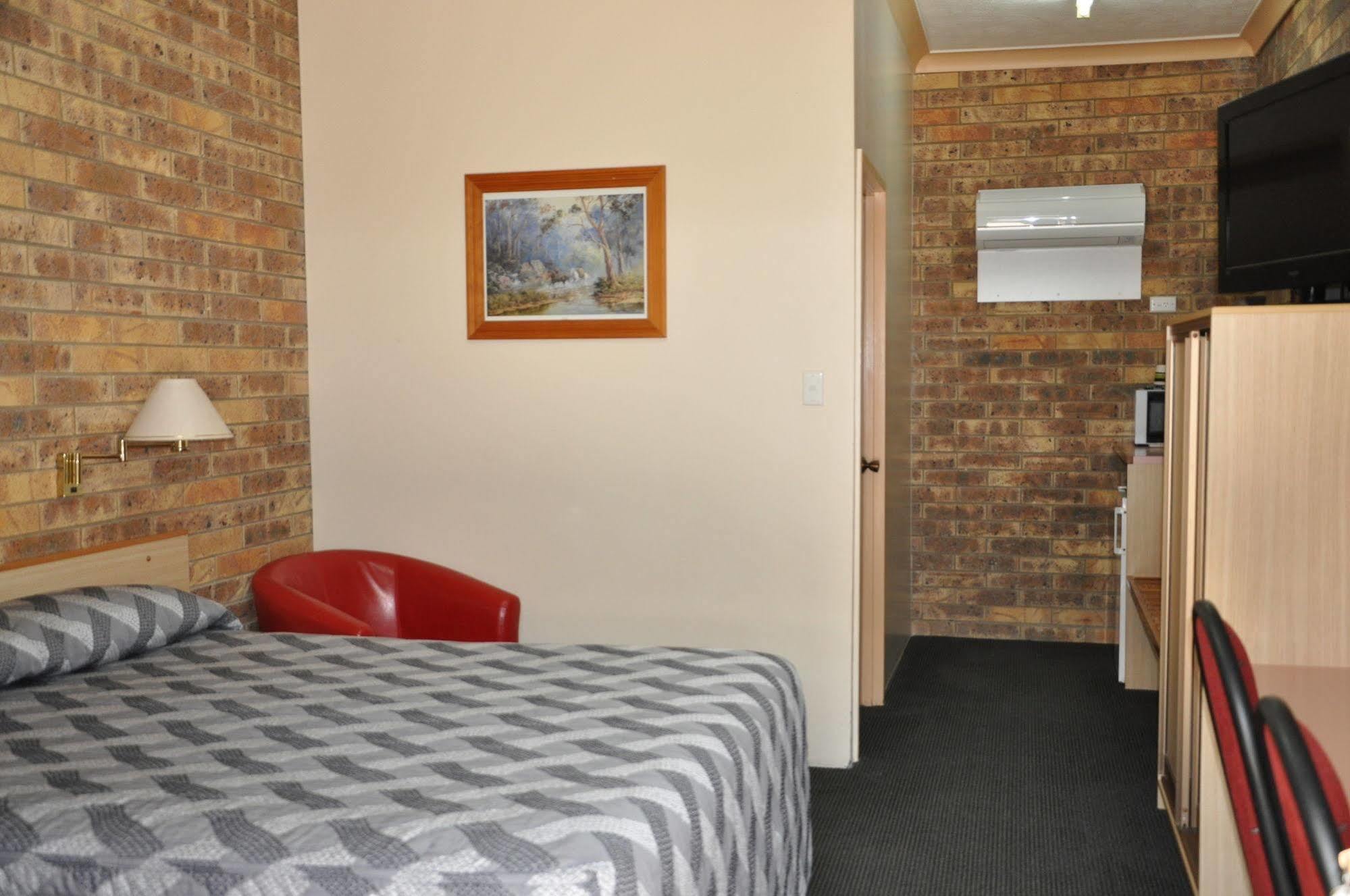 Longreach Motor Inn 외부 사진