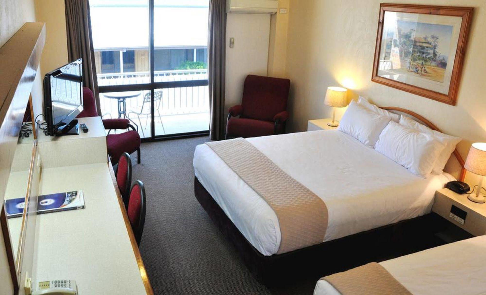 Longreach Motor Inn 외부 사진